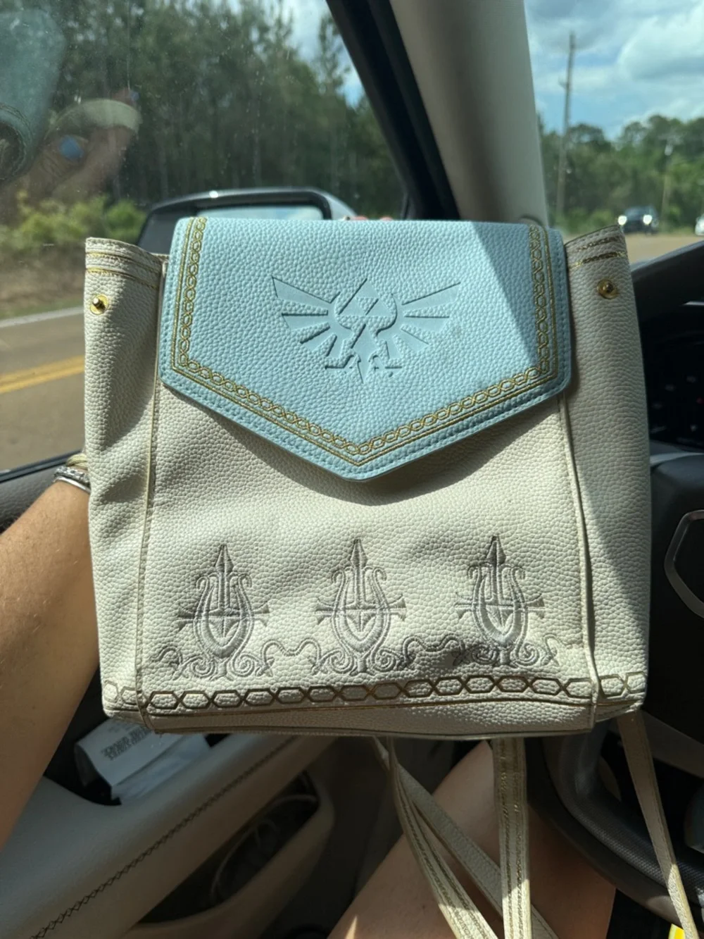 Danielle Nicole legends of Zelda Light Blue & Cream Mini Backpack and wallet - Picture 2 of 12